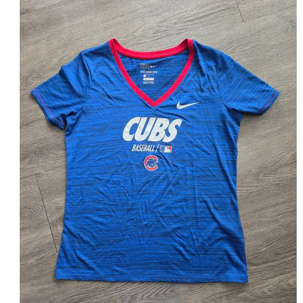 Nike Chicago Cubs T-Shirt Womens Medium Blue Dri-FIT V-Neck MLB Baseball